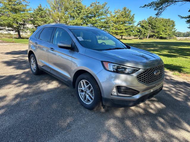 Certified 2024 Ford Edge SEL w/ Convenience Package AWD/4WD image 32