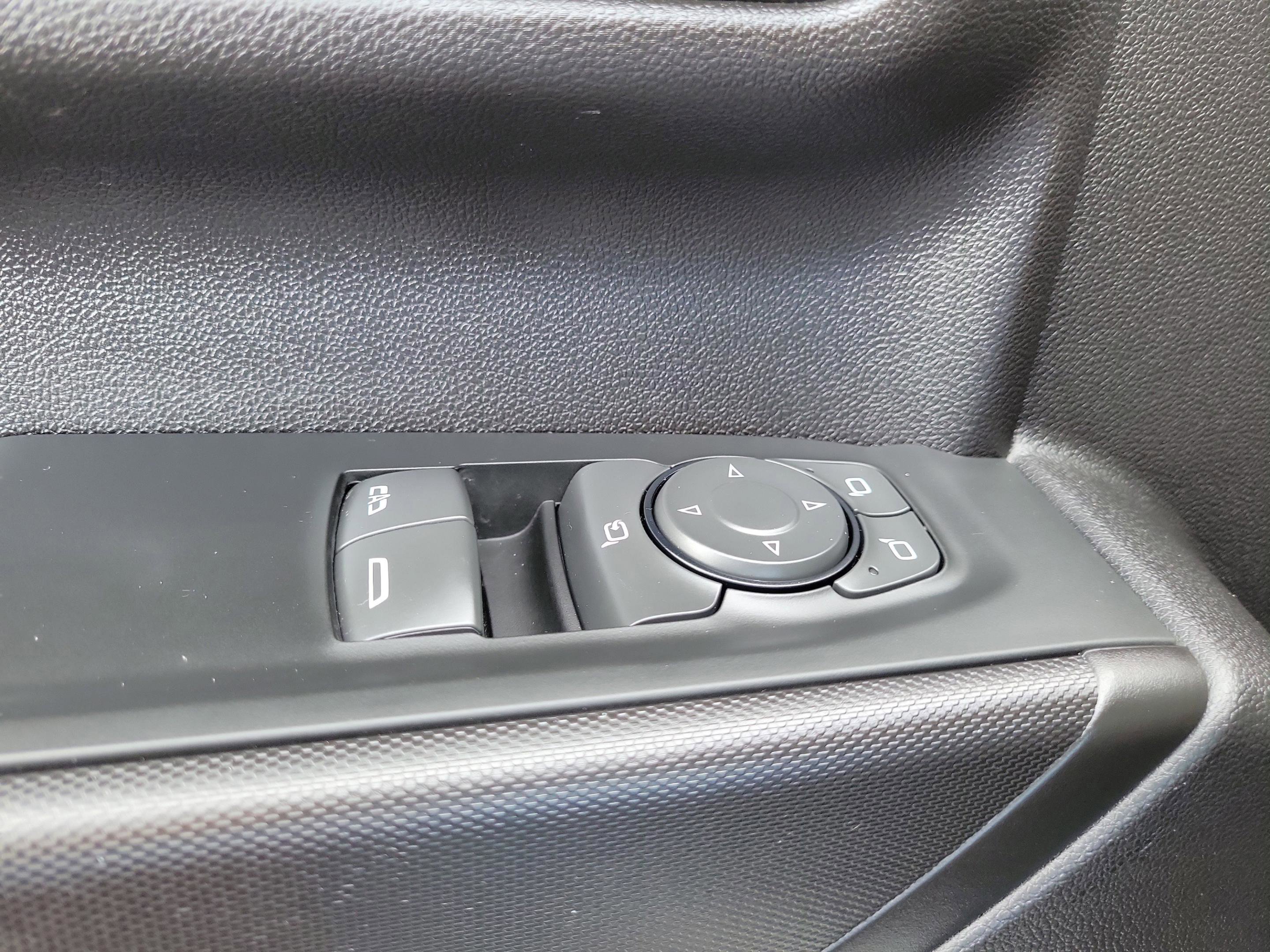 Used 2025 GMC Sierra 3500 Pro w/ 1SA Pro Safety Plus Package AWD/4WD image 12