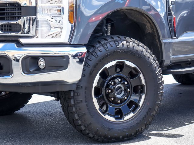 Certified 2025 Ford F250 XLT w/ Tremor Off-Road Package AWD/4WD image 3