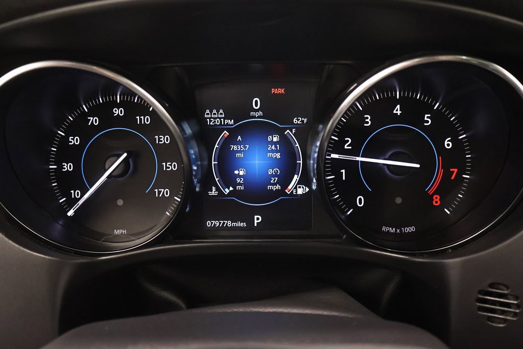 Used 2018 Jaguar F-PACE Premium image 27