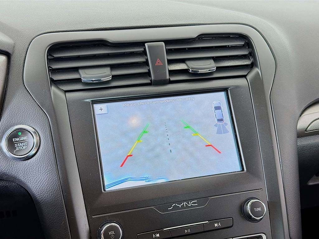 Certified 2019 Ford Fusion SE w/ Equipment Group 151A image 32