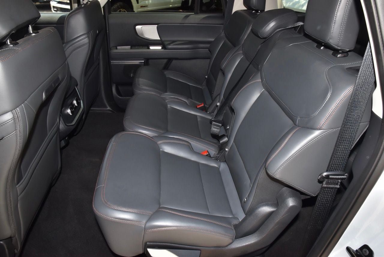 Certified 2025 Ford Expedition Max Active AWD/4WD image 14