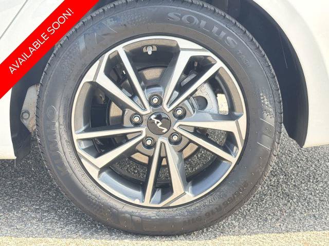 Used 2024 Kia Forte LXS FWD image 12
