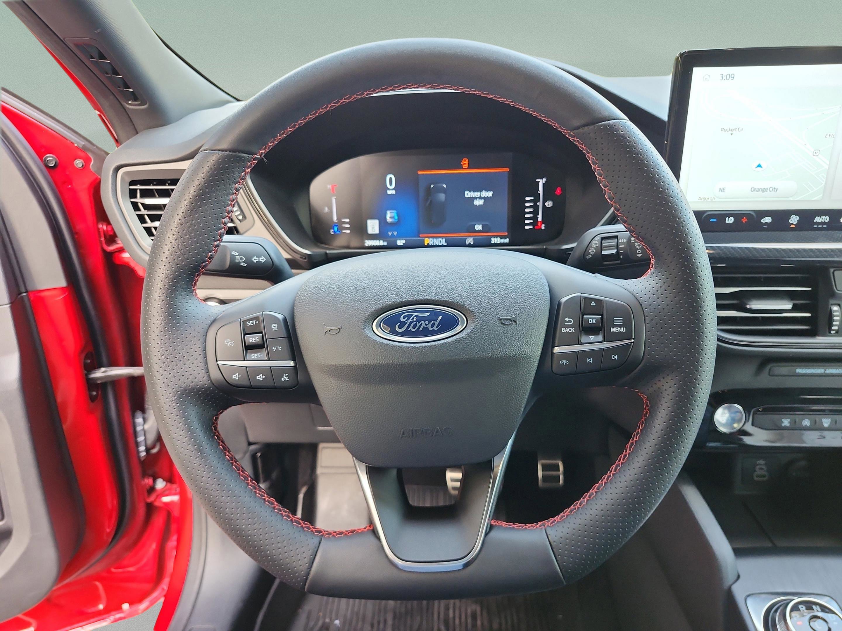 Certified 2024 Ford Escape ST-Line w/ Tech Pack #1 image 10