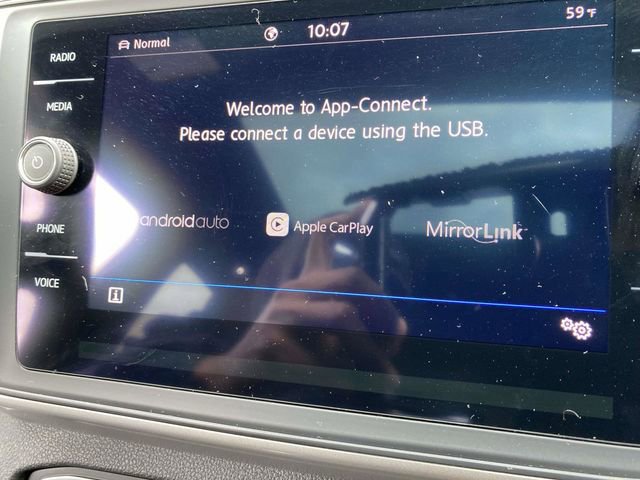 Used 2020 Volkswagen Atlas Cross Sport SE w/ Panoramic Sunroof Package image 29