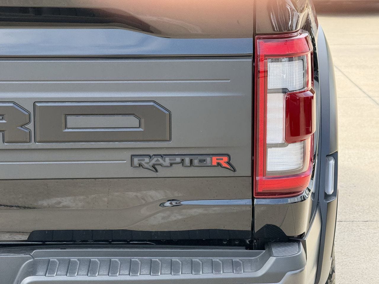 Certified 2023 Ford F150 Raptor w/ Equipment Group 802A Raptor R AWD/4WD image 7
