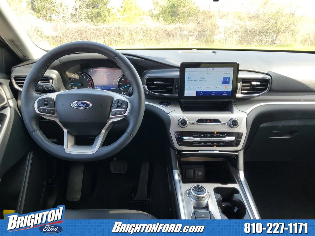 Certified 2024 Ford Explorer XLT w/ Equipment Group 202A image 15