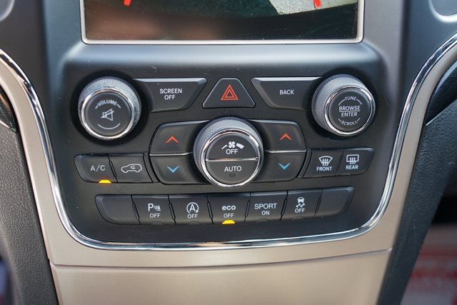 Used 2016 Jeep Grand Cherokee Laredo 75th Anniversary image 13