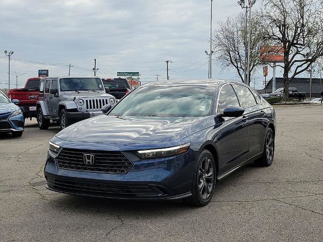 Used 2023 Honda Accord EX image 2