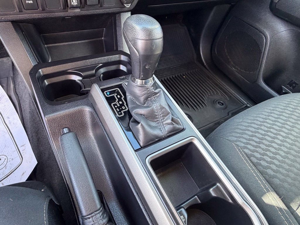 Used 2021 Toyota Tacoma SR5 w/ Trail Edition AWD/4WD image 23