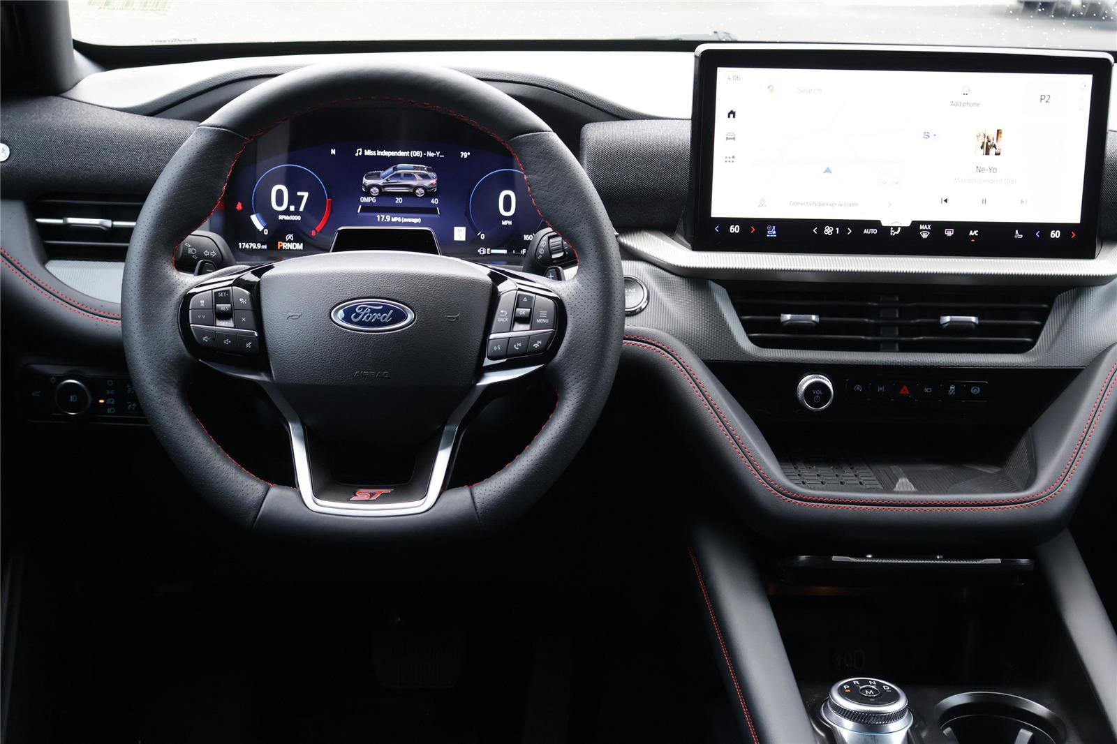 Certified 2025 Ford Explorer ST image 26