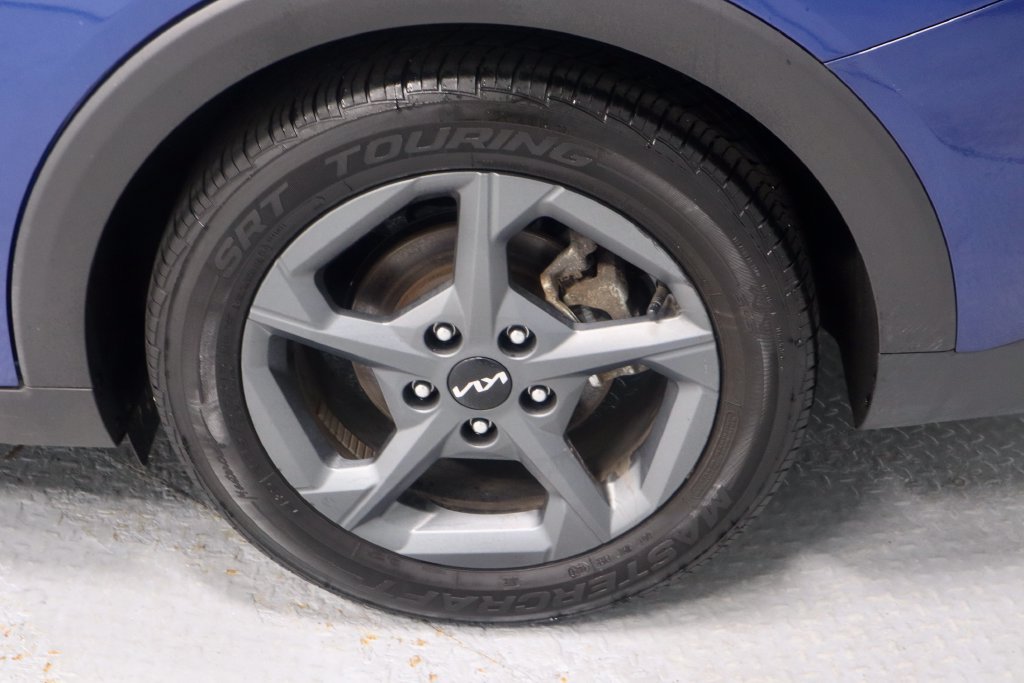 Used 2025 Kia K4 FWD image 18