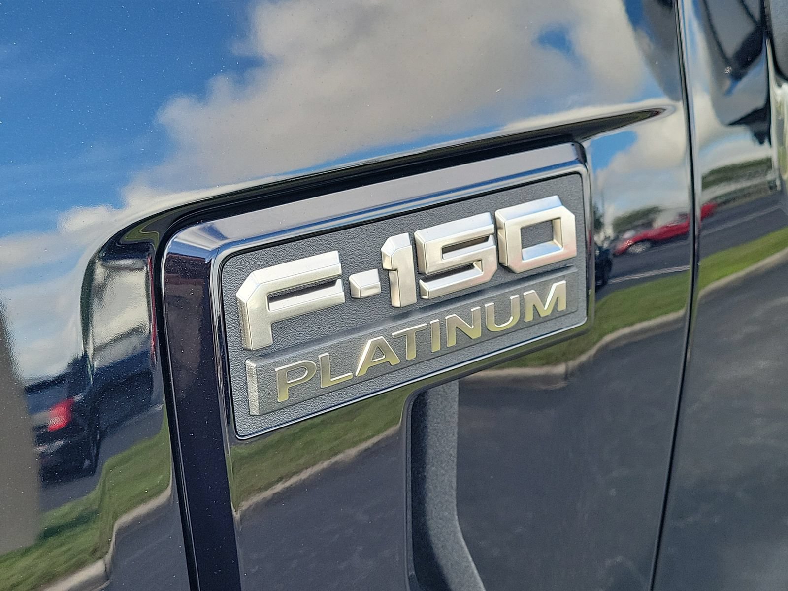 Certified 2024 Ford F150 Platinum w/ Equipment Group 702A High AWD/4WD image 7