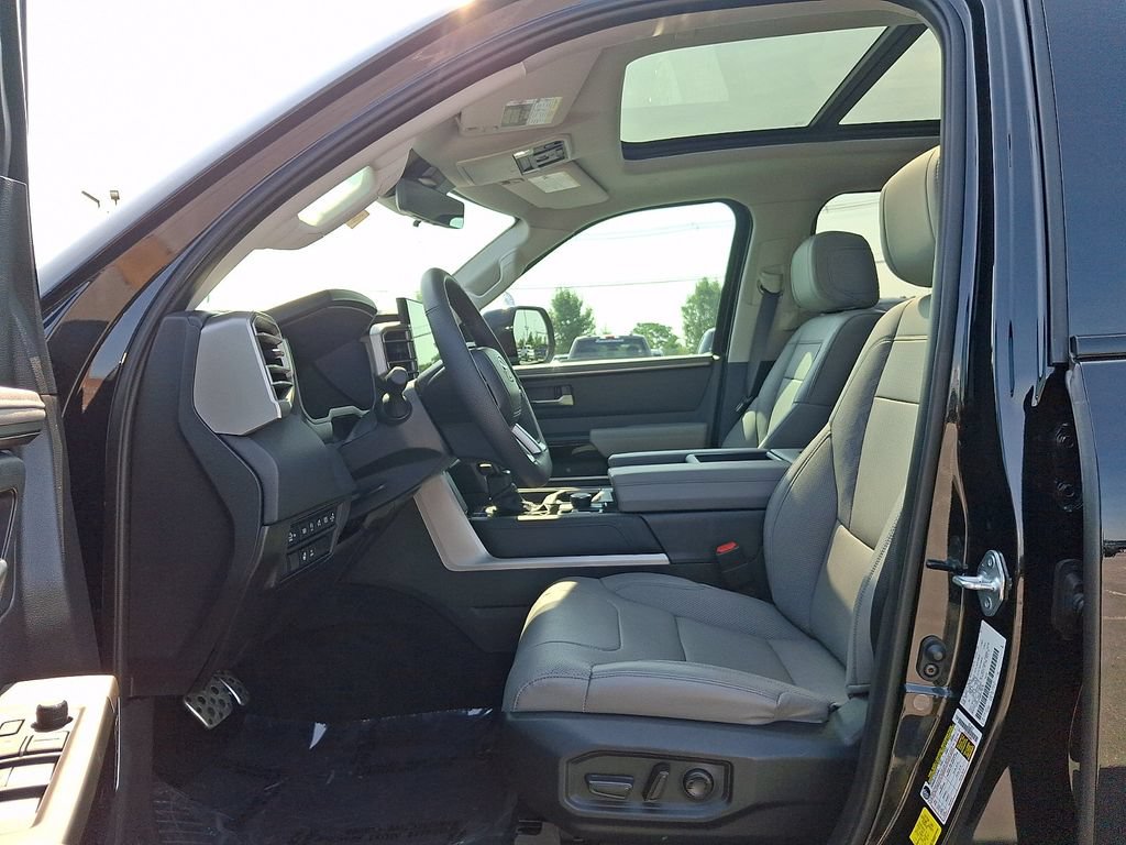 Used 2024 Toyota Tundra Limited w/ TRD Off-Road Package AWD/4WD image 13