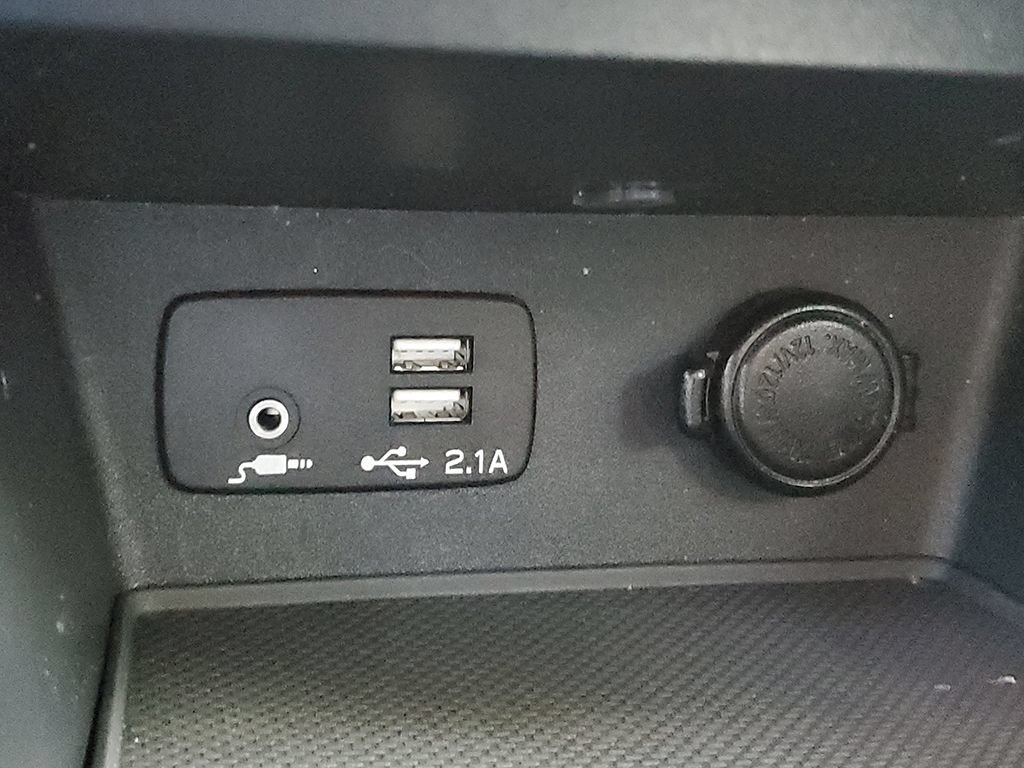 Used 2019 Subaru Forester Premium w/ All-Weather Package AWD/4WD image 23