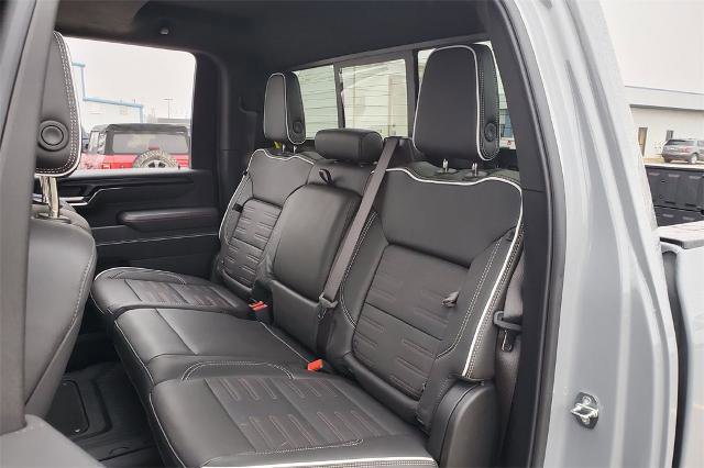 Used 2024 GMC Sierra 2500 AT4X image 22