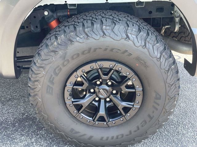 Certified 2023 Ford F150 Raptor w/ Raptor 37 Performance Package AWD/4WD image 11