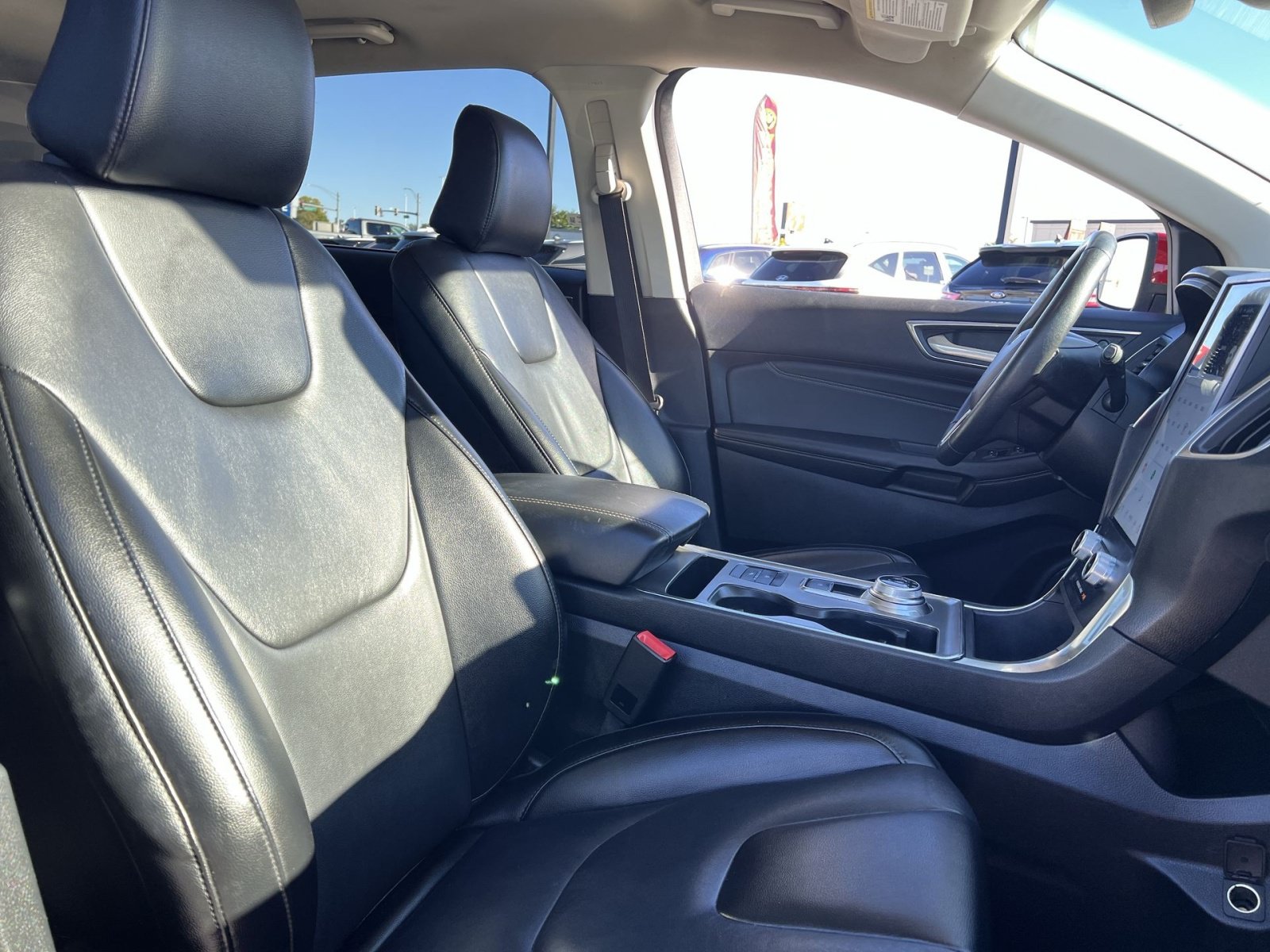 Certified 2022 Ford Edge Titanium AWD/4WD image 25