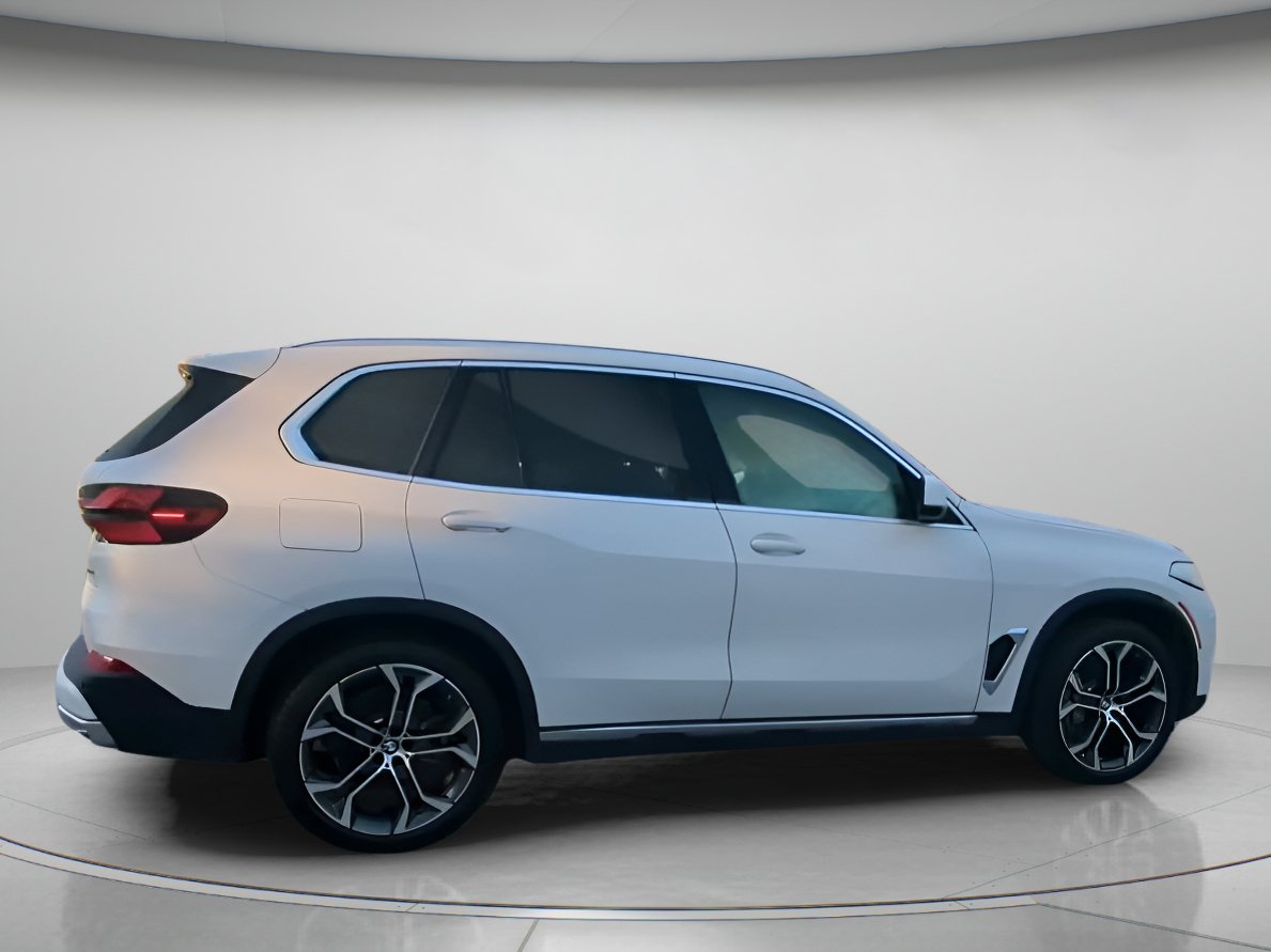 Used 2025 BMW X5 sDrive40i w/ Premium Package RWD image 30