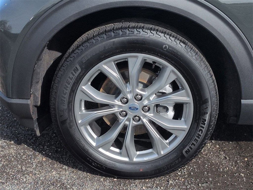 Certified 2023 Ford Explorer XLT w/ Equipment Group 202A image 30