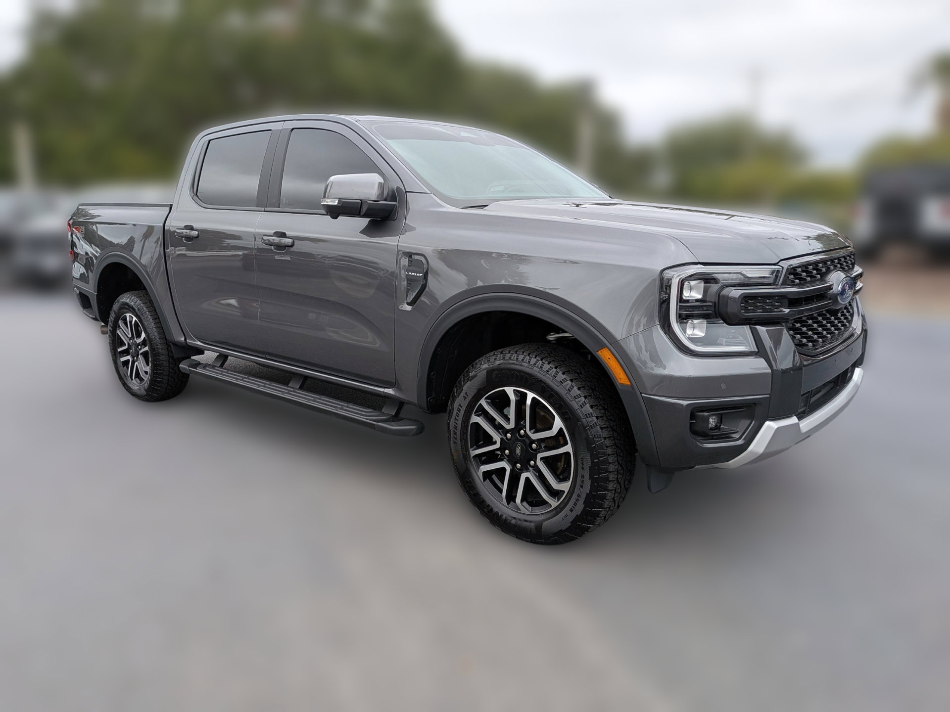 Certified 2025 Ford Ranger Lariat w/ FX4 Off-Road Package AWD/4WD image 2