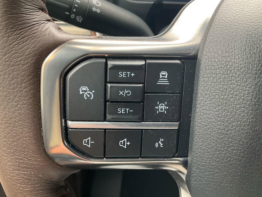 Certified 2025 Ford F250 King Ranch w/ Chrome Package image 19