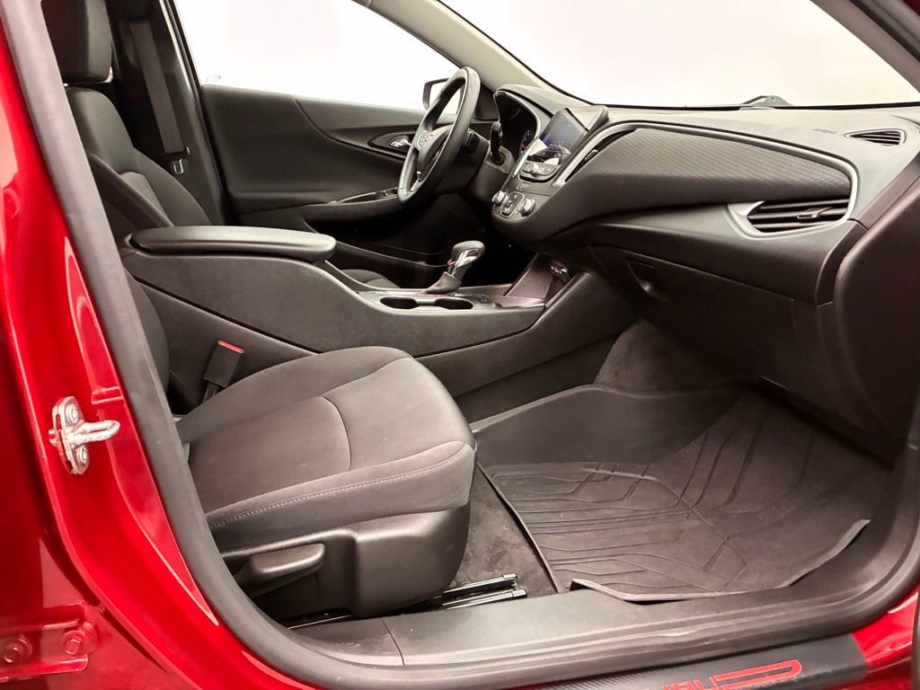 Used 2024 Chevrolet Malibu RS w/ LPO, Floor Liner Package image 27