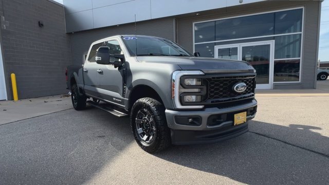 Certified 2024 Ford F250 Lariat w/ Sport Appearance Package AWD/4WD image 3