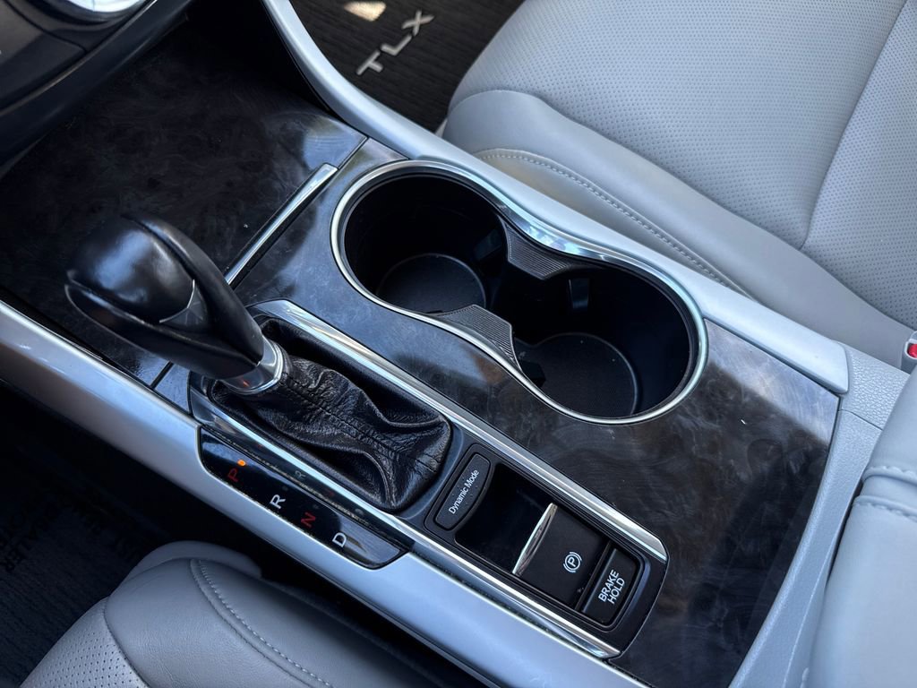 Used 2018 Acura TLX w/ Technology Package image 24