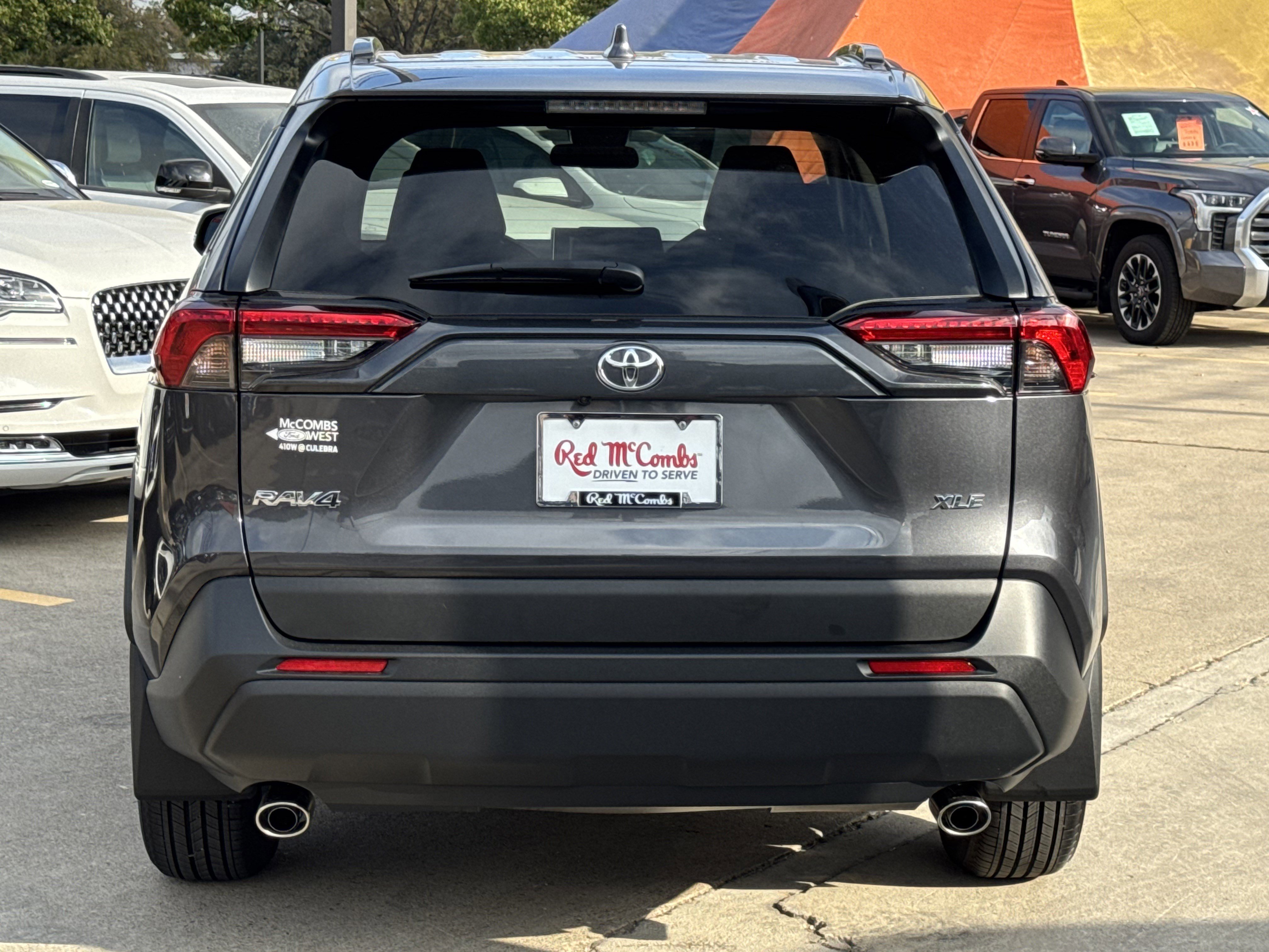 Used 2025 Toyota RAV4 XLE image 5