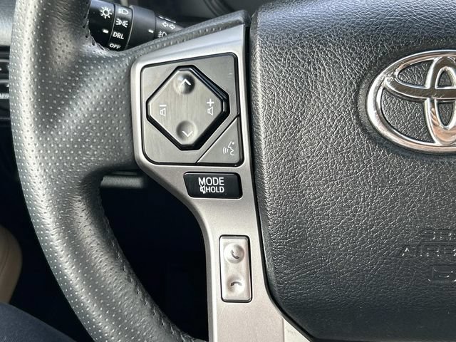 Used 2021 Toyota 4Runner SR5 AWD/4WD image 35