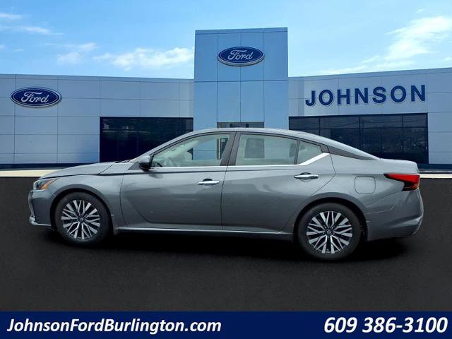 Used 2023 Nissan Altima 2.5 SV FWD image 6