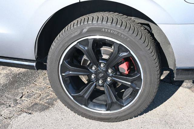 Certified 2024 Ford Expedition Limited AWD/4WD image 17
