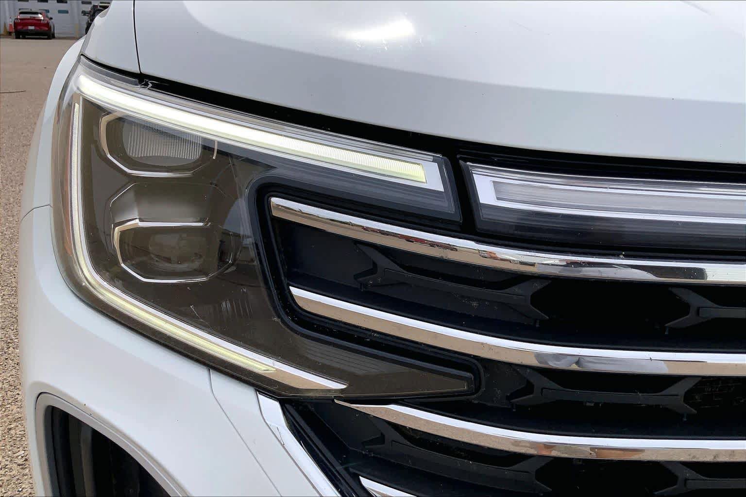Used 2024 Volkswagen Atlas SE FWD image 28