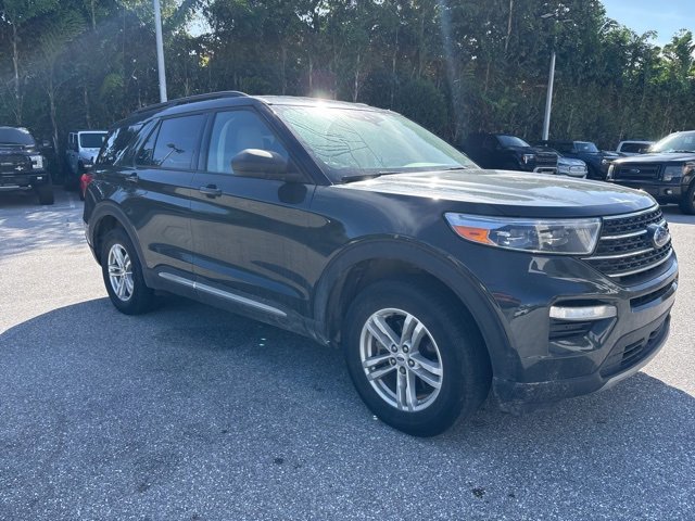 Certified 2022 Ford Explorer XLT w/ Equipment Group 202A image 1