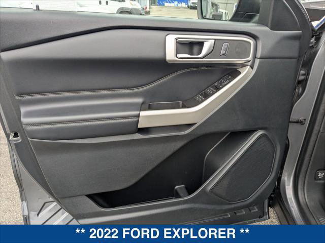 Certified 2022 Ford Explorer XLT w/ Equipment Group 202A image 10