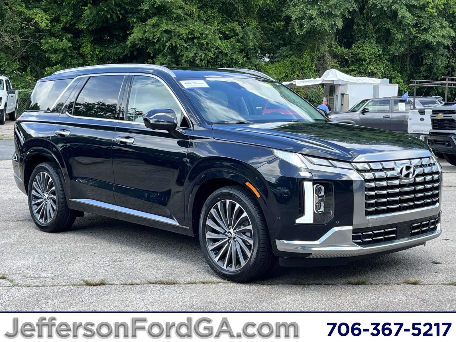 Used 2023 Hyundai Palisade Calligraphy w/ Cargo Package FWD image 1