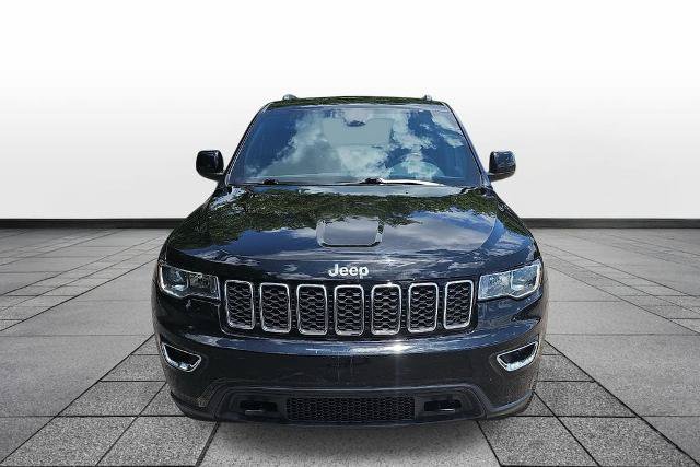 Used 2020 Jeep Grand Cherokee Laredo w/ Quick Order Package 2BN North AWD/4WD image 2