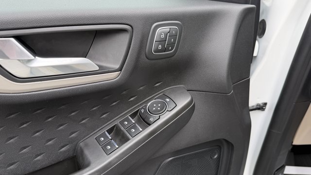 Certified 2020 Ford Escape SEL AWD/4WD image 6