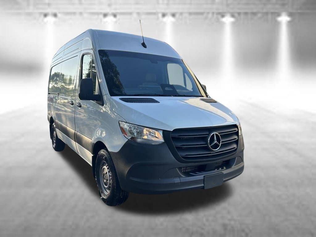 Used 2025 Mercedes-Benz Sprinter 2500 video 2