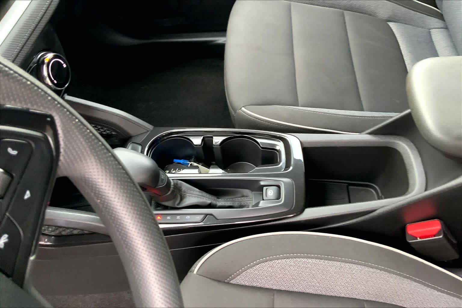 Used 2025 Chevrolet TrailBlazer LT FWD image 17