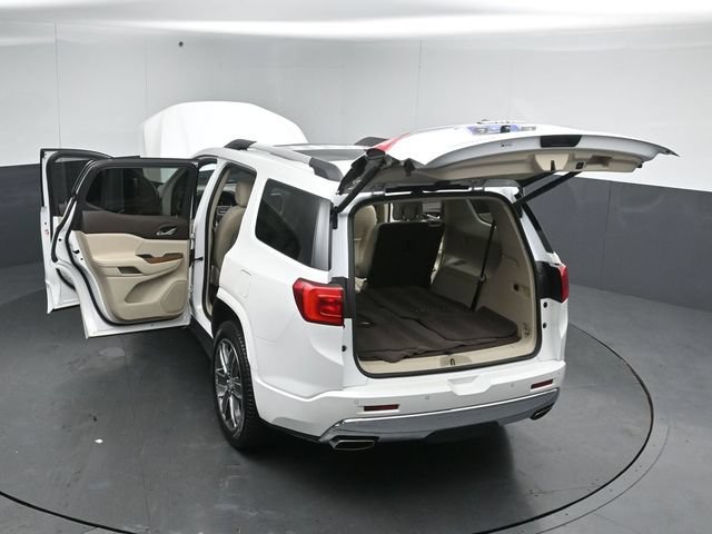 Used 2019 GMC Acadia Denali w/ Technology Package FWD image 59