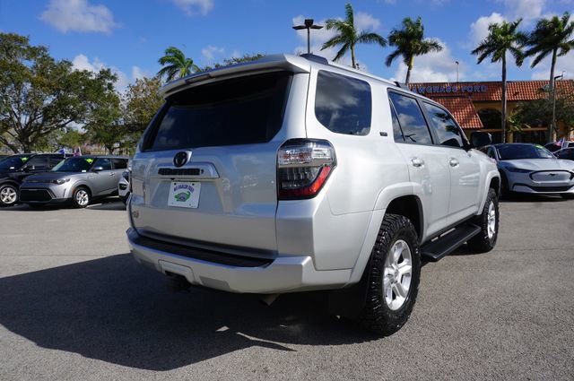 Used 2020 Toyota 4Runner SR5 image 3