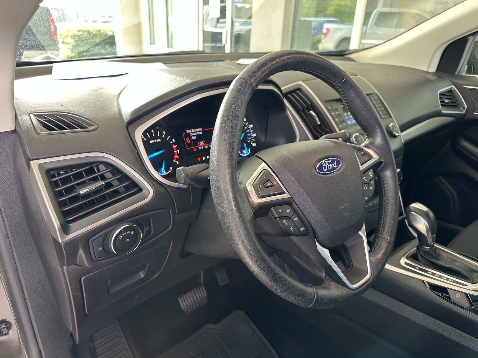 Certified 2017 Ford Edge SEL w/ Class II Trailer Tow Package FWD image 15