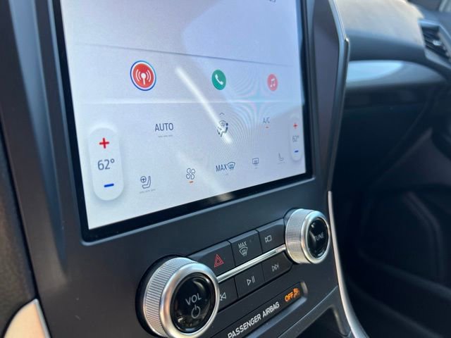Certified 2024 Ford Edge SEL w/ Convenience Package AWD/4WD image 13