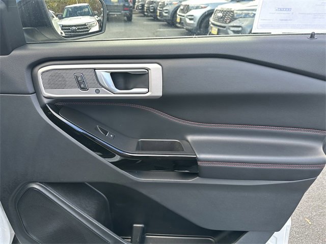 Certified 2022 Ford Explorer ST-Line w/ Class IV Trailer Tow Package image 37