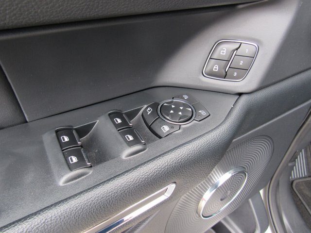 Certified 2024 Ford Expedition XLT RWD image 13