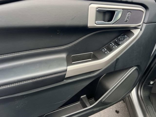 Certified 2024 Ford Explorer XLT w/ Equipment Group 202A image 18