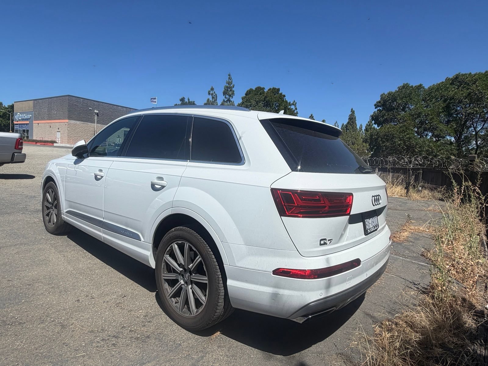 Used 2018 Audi Q7 3.0T Premium Plus w/ Premium Plus Package AWD/4WD image 3