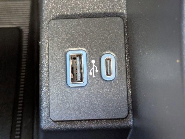 Certified 2022 Ford Edge ST w/ Equipment Group 401A image 23